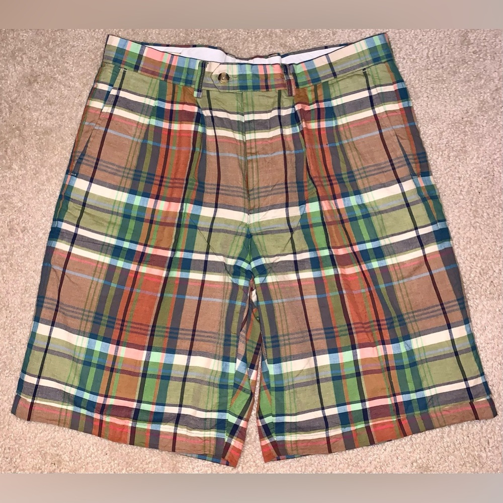 Peter Millar Knott plaid golf shorts